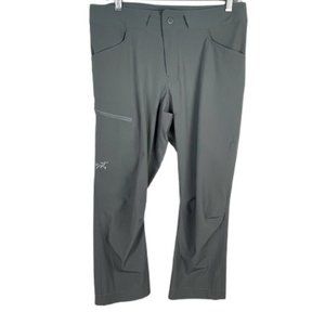 Arc’teryx Nylon Cargo Style Grey Outdoor Athletic Pants Mens Size 32